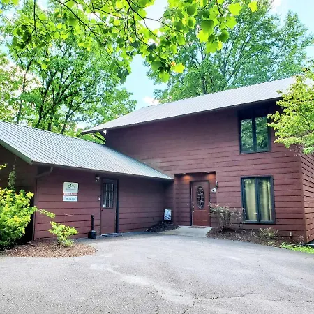 Wandering Bear Lodge-Free Tickets Sevierville Exterior photo