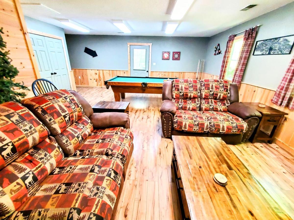 Wandering Bear Lodge-free Tickets